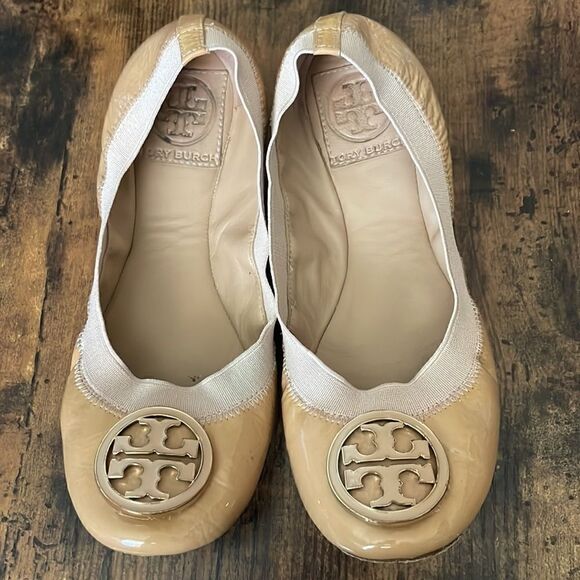 Tory Burch Nude Patent
Caroline Ballet Flats Size 5 - Picture 3 of 11